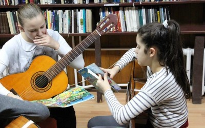Gitara u Biblioteci – Novi Sad